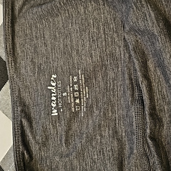 NWOT Wander by Hottotties Leggings size S - Picture 4 of 4